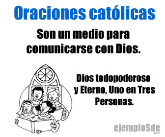 Una familia reunida en oración, junto a una invocación a la Trinidad.